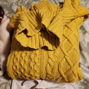 3x lands end turtleneck marigold